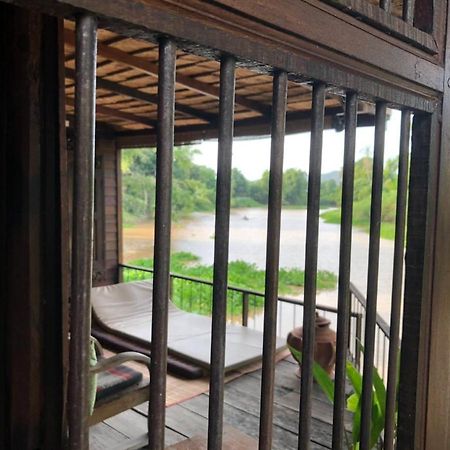 Rustic​ Charm​ Suphan​ Ban Tha Pong ภายนอก รูปภาพ