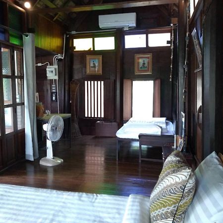 Rustic​ Charm​ Suphan​ Ban Tha Pong ห้อง รูปภาพ