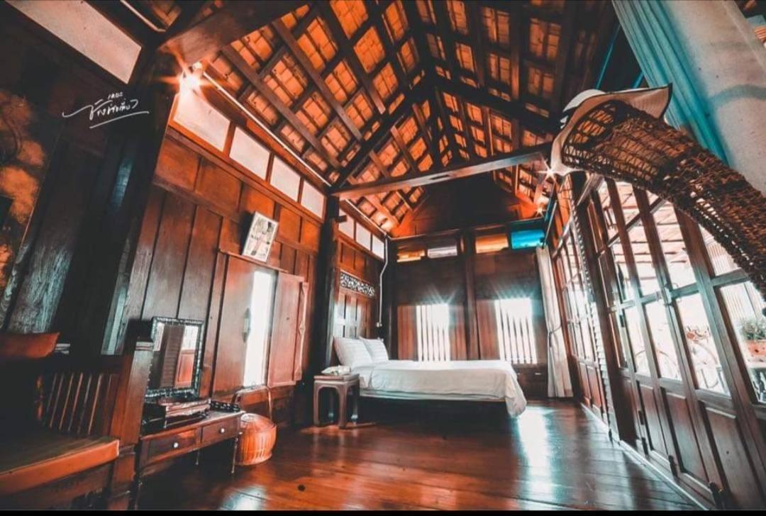 Rustic​ Charm​ Suphan​ Ban Tha Pong ภายนอก รูปภาพ