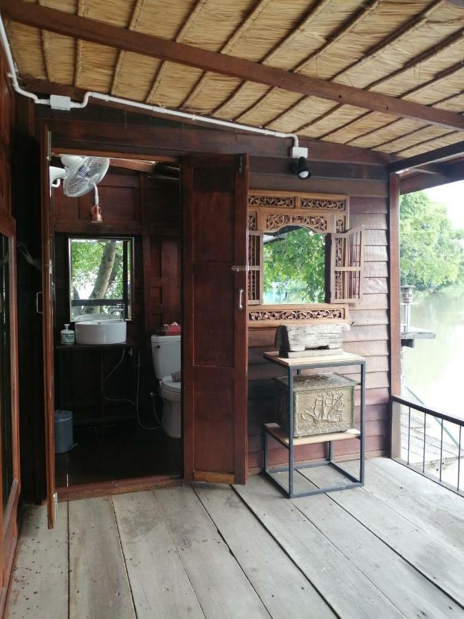 Rustic​ Charm​ Suphan​ Ban Tha Pong ภายนอก รูปภาพ