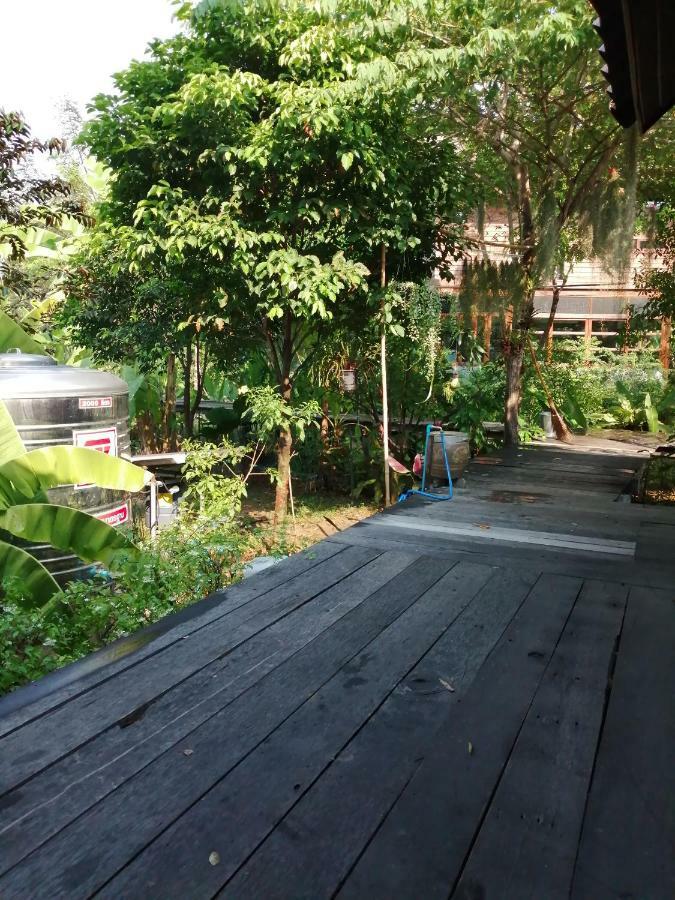 Rustic​ Charm​ Suphan​ Ban Tha Pong ภายนอก รูปภาพ