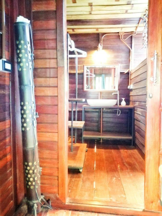 Rustic​ Charm​ Suphan​ Ban Tha Pong ภายนอก รูปภาพ