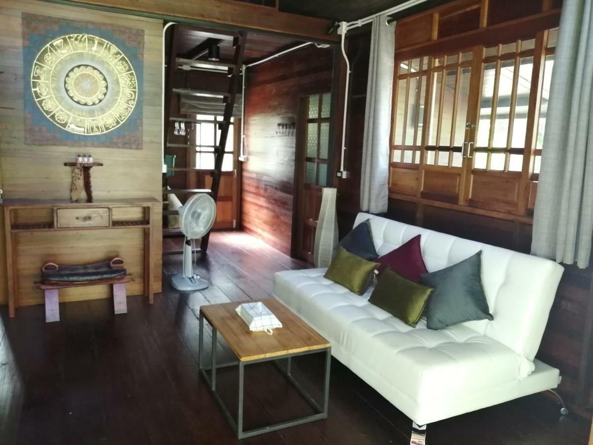 Rustic​ Charm​ Suphan​ Ban Tha Pong ภายนอก รูปภาพ